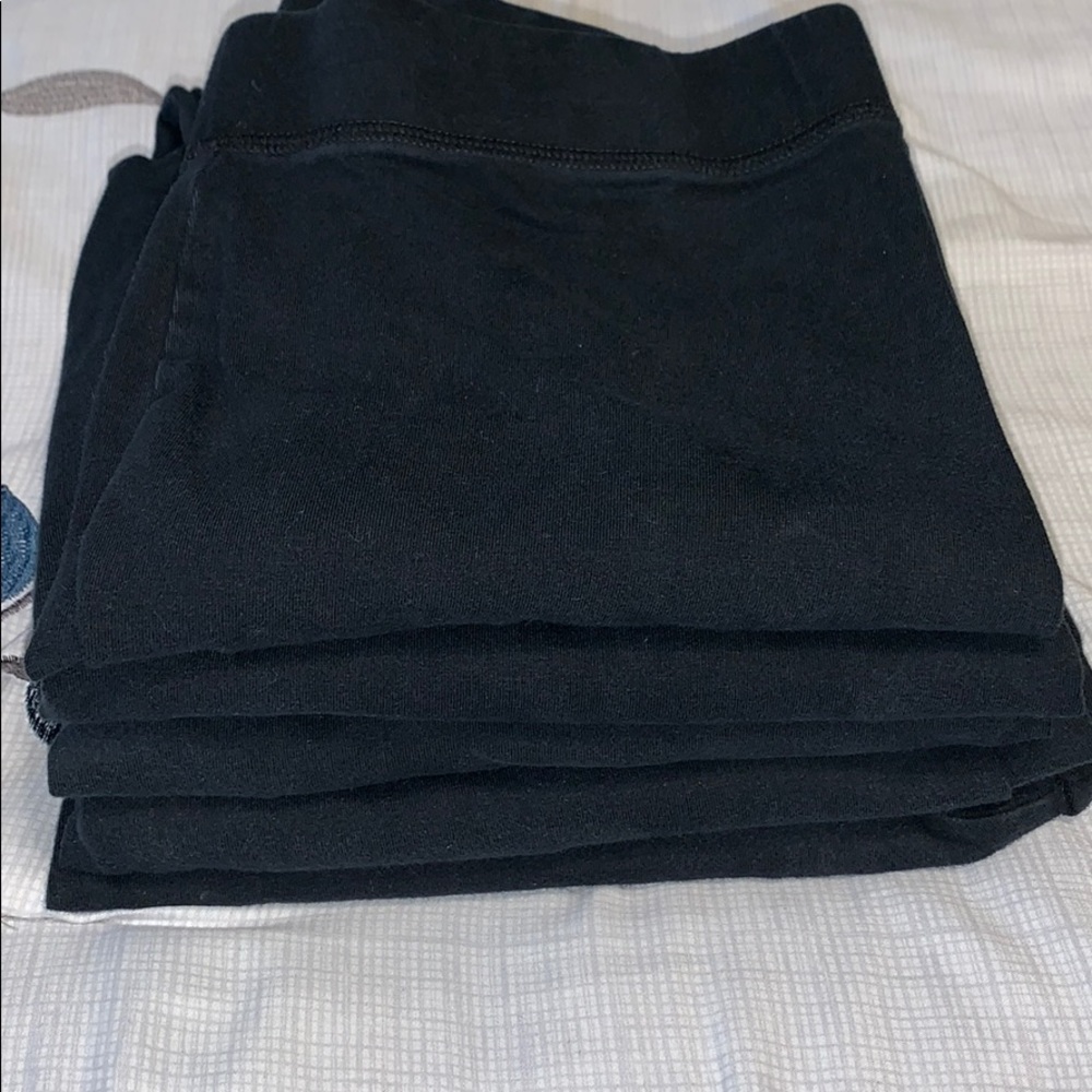 Five pairs of Aerie Chill Leggings